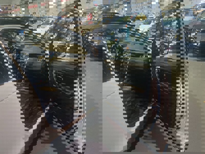 Used 2019 Land Rover Discovery Sport SE AWD/4WD image 32