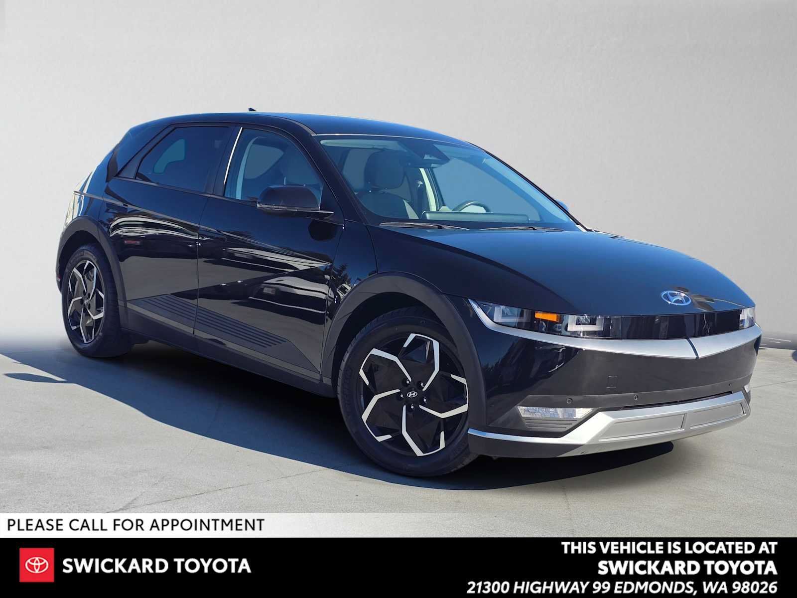 Used 2024 Hyundai Ioniq 5 SEL RWD image 1