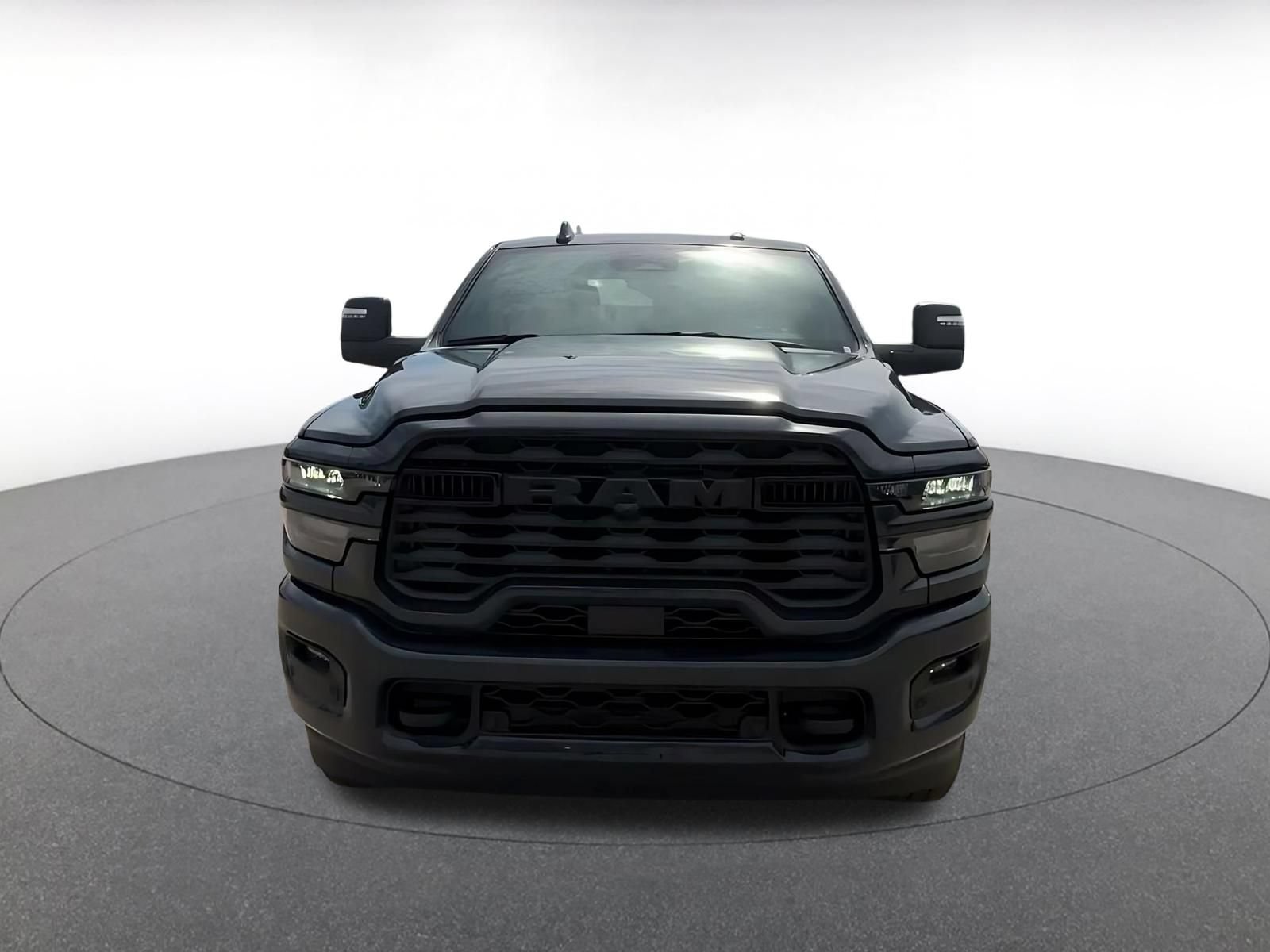 Used 2025 RAM 2500 Big Horn AWD/4WD image 4