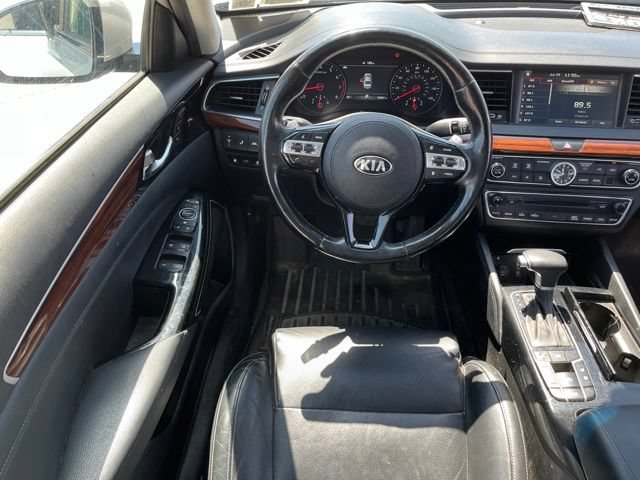 Used 2018 Kia Cadenza Technology FWD image 10