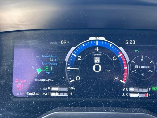 Used 2024 Toyota Sequoia Capstone AWD/4WD image 14