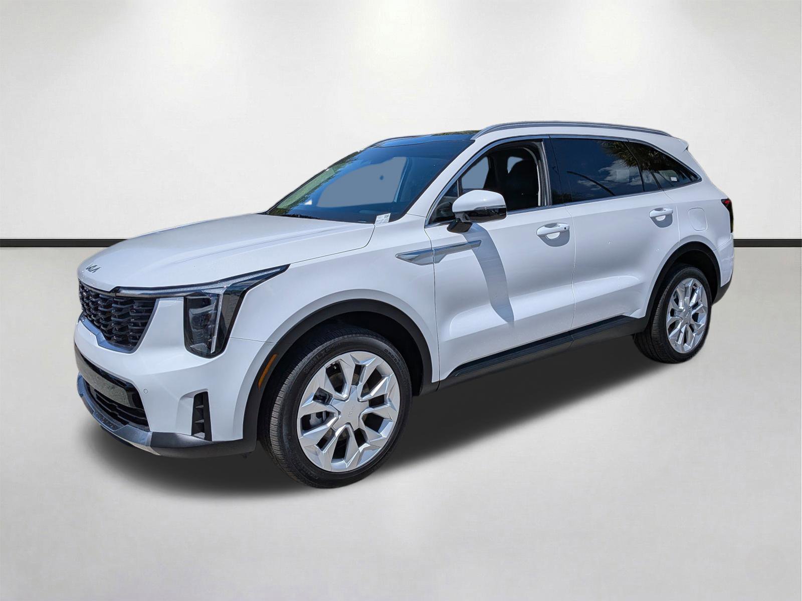 Used 2025 Kia Sorento EX w/ Panoramic Sunroof Package AWD/4WD image 8