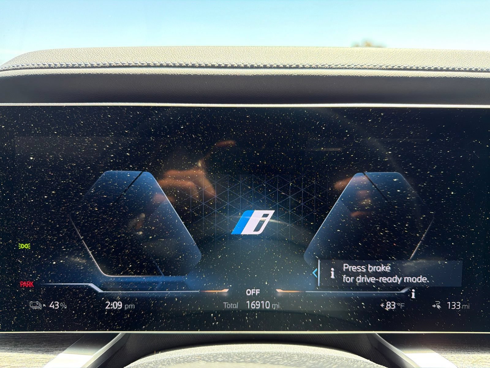 Certified 2023 BMW i7 xDrive60 w/ Executive Package 2 AWD/4WD image 7