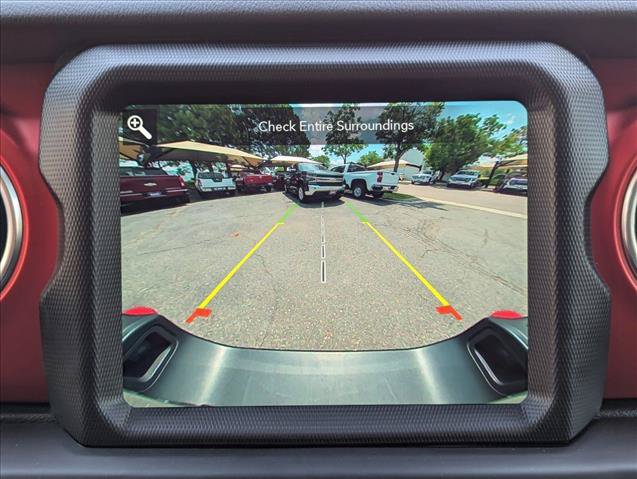 Used 2021 Jeep Gladiator Rubicon AWD/4WD image 12