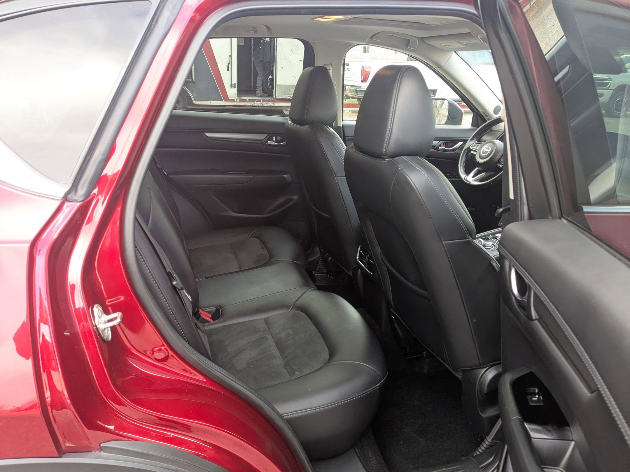 Used 2019 MAZDA CX-5 Touring image 31