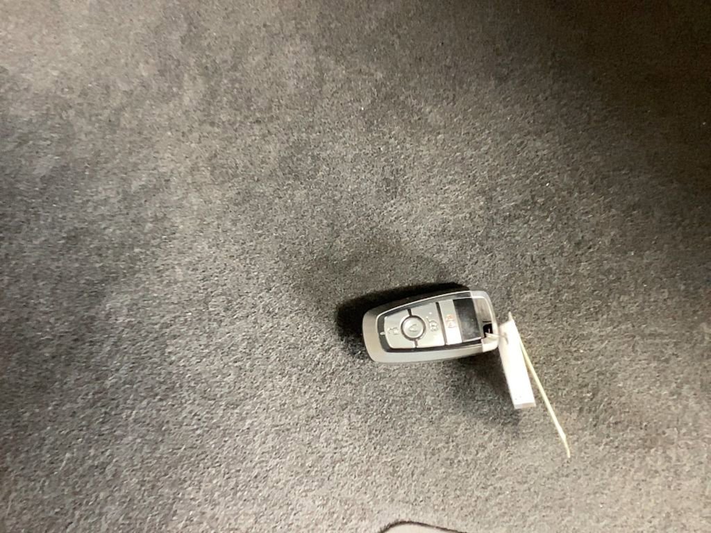 Used 2023 Ford Explorer XLT image 33