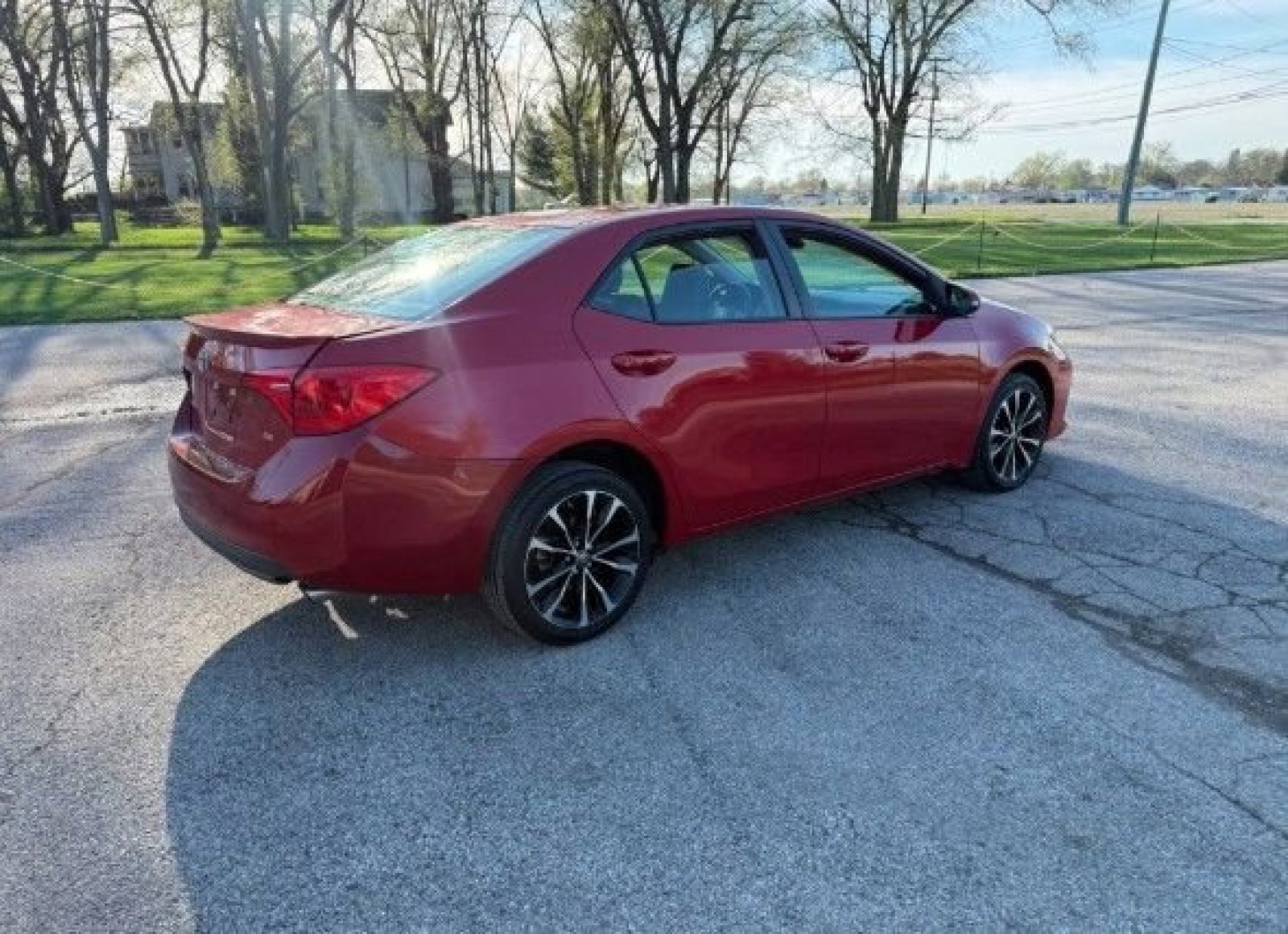 Used 2017 Toyota Corolla SE FWD image 8