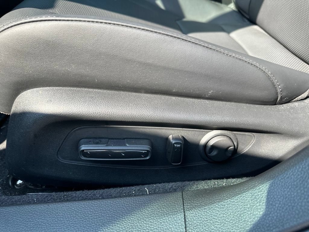 Used 2025 Honda Accord Sport image 17