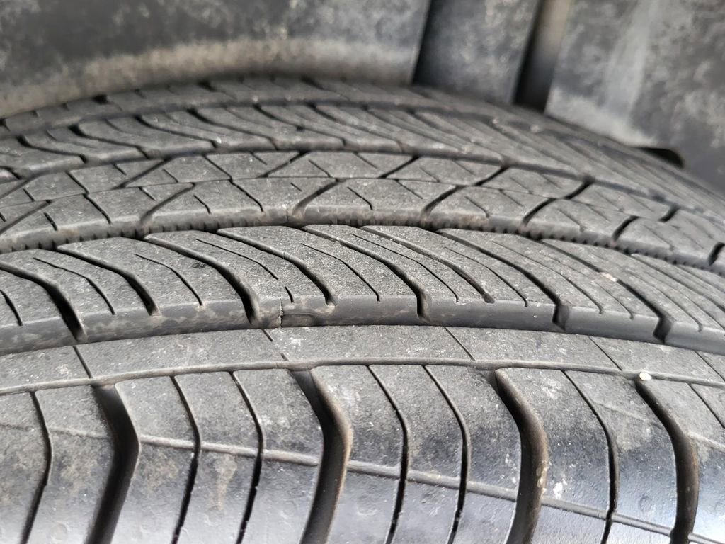 Used 2025 Chevrolet Trax RS image 32