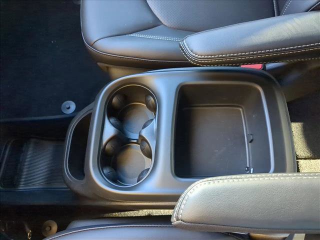 New 2026 Chrysler Pacifica Select image 11