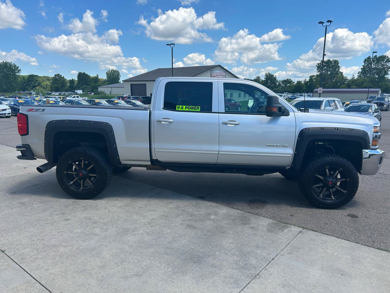 Used 2015 Chevrolet Silverado 2500 LT w/ LT Convenience Package AWD/4WD image 4