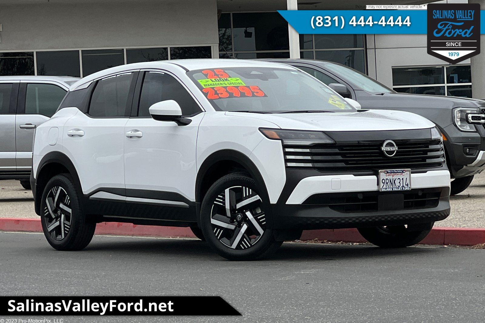 Used 2025 Nissan Kicks SV