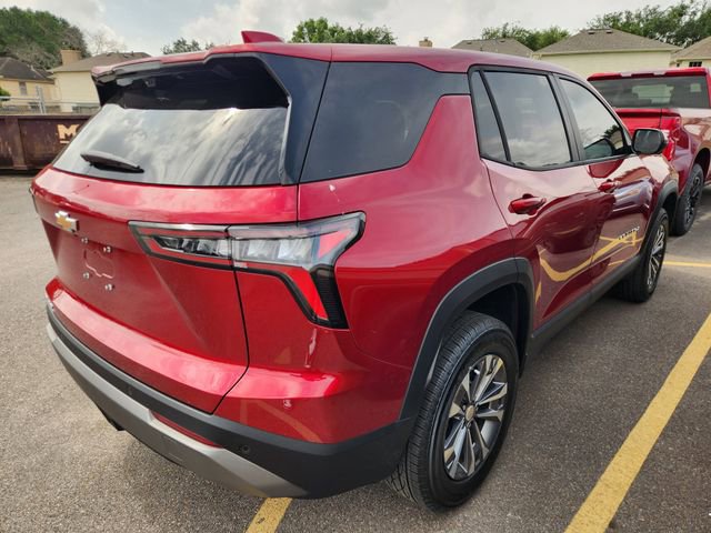 Used 2026 Chevrolet Equinox LT w/ Safety and Technology Package FWD image 5