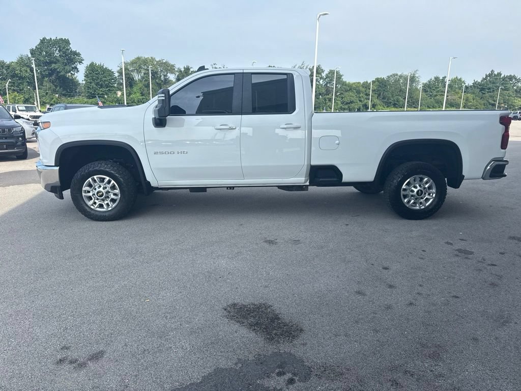 Used 2022 Chevrolet Silverado 2500 LT w/ Convenience Package RWD image 8