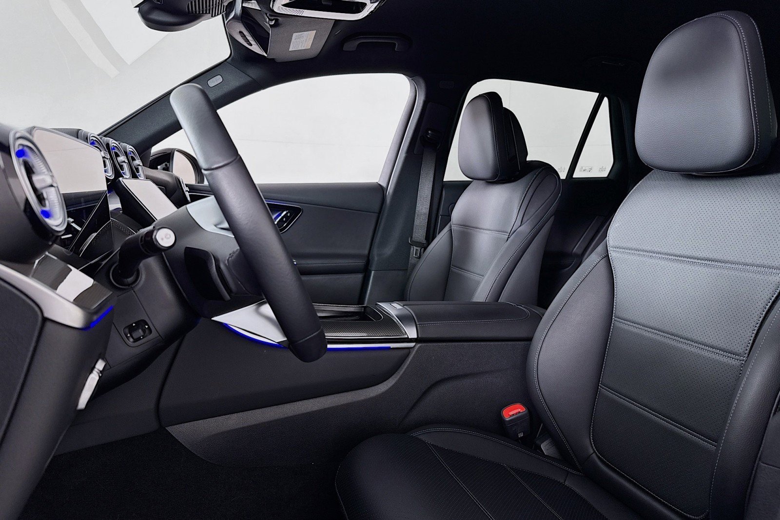 Certified 2026 Mercedes-Benz GLC 300 image 16