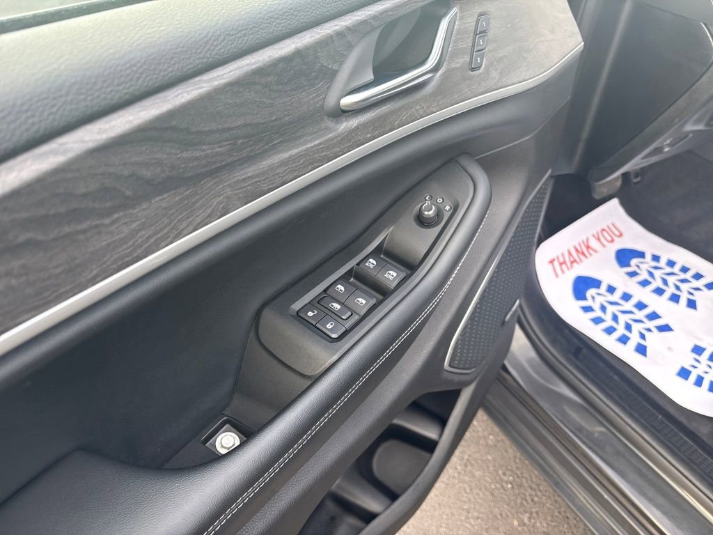 Certified 2021 Jeep Grand Cherokee L Limited image 12