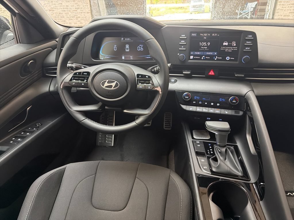 New 2026 Hyundai Elantra SEL Sport Premium FWD image 15