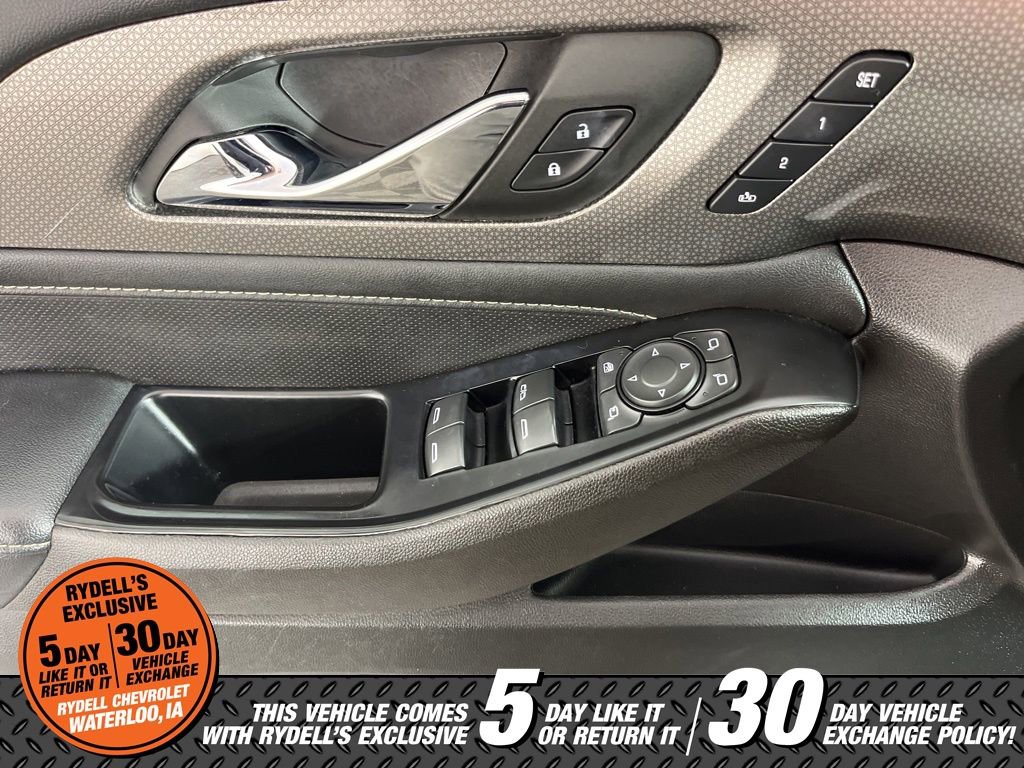 Certified 2023 Chevrolet Traverse Premier w/ Redline Edition image 24