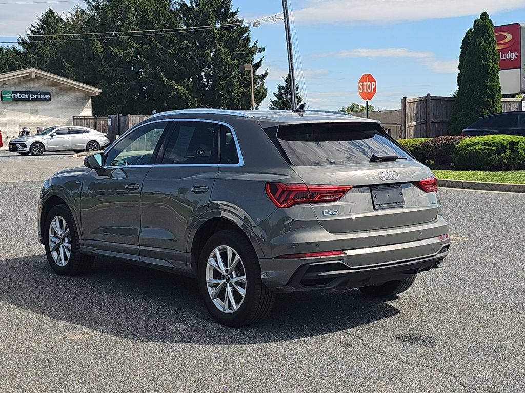 Certified 2023 Audi Q3 2.0T Premium w/ Convenience Package AWD/4WD image 15