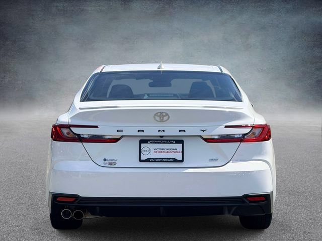 Used 2025 Toyota Camry SE FWD image 3