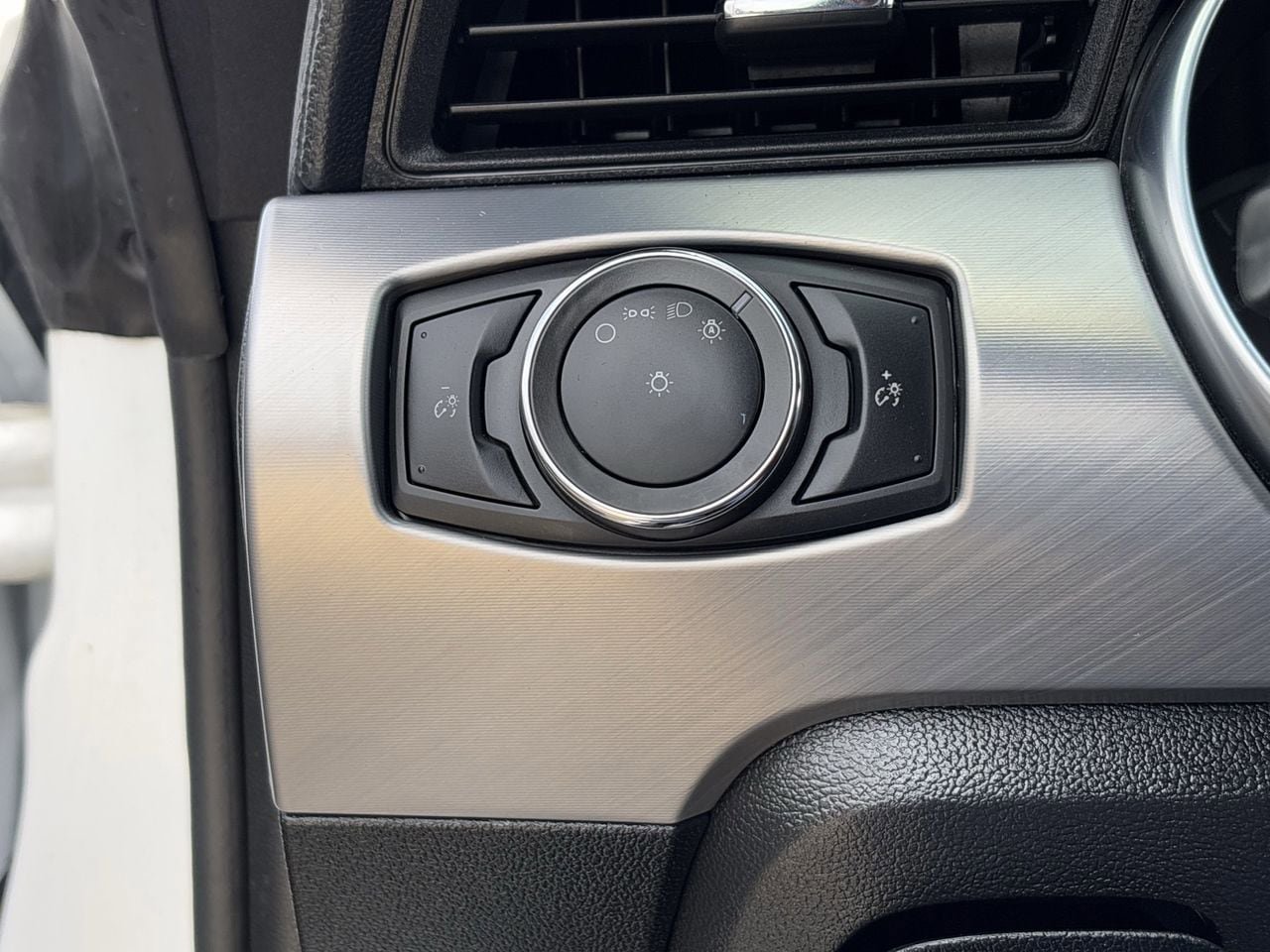 Used 2023 Ford Mustang Premium RWD image 23