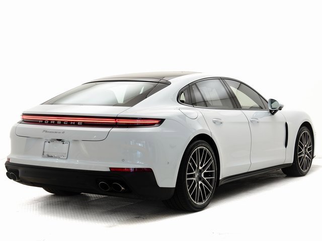 Certified 2025 Porsche Panamera 4 image 31