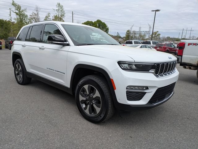 Used 2022 Jeep Grand Cherokee Limited 4xe w/ Luxury Tech Group II AWD/4WD image 2