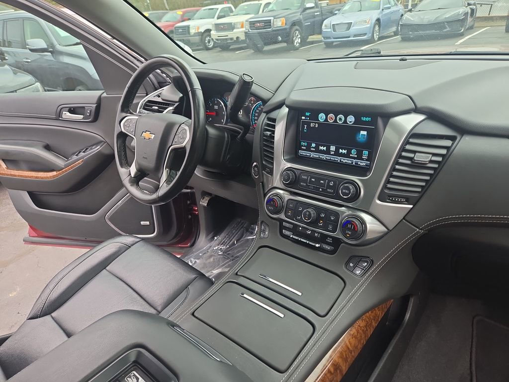 Used 2020 Chevrolet Tahoe Premier AWD/4WD image 26
