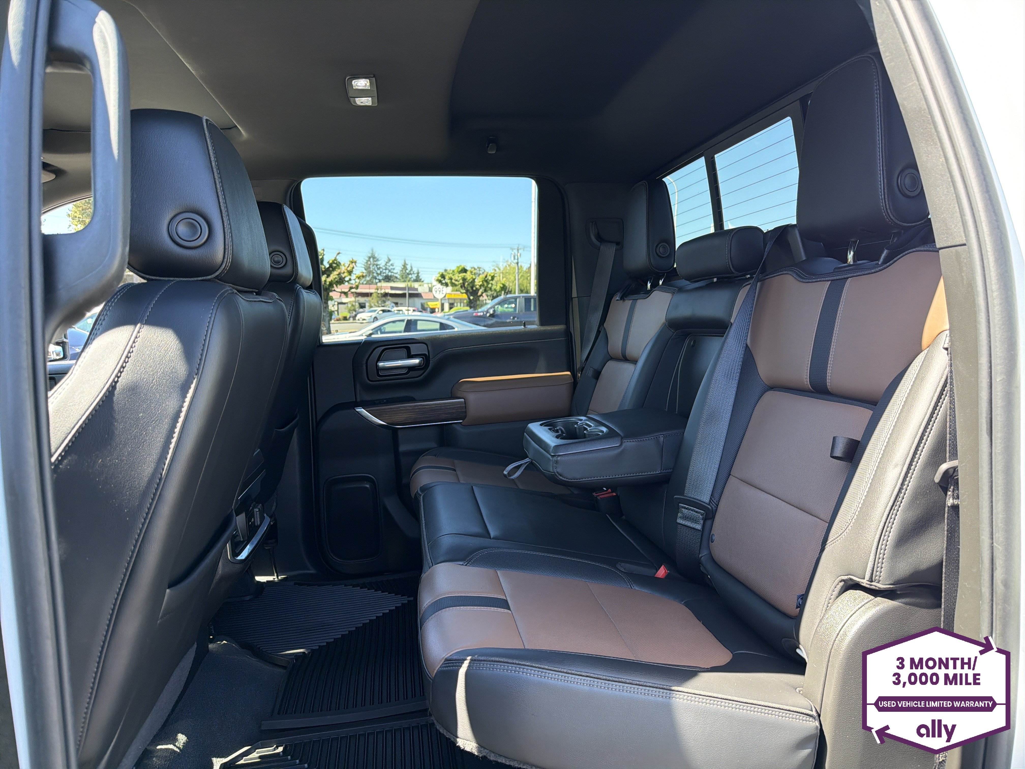Used 2022 Chevrolet Silverado 3500 High Country w/ Safety Package II AWD/4WD image 11