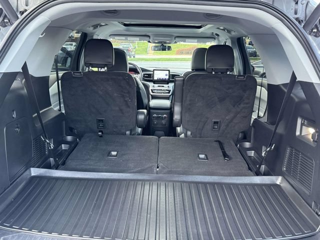 Certified 2023 Ford Explorer XLT w/ Equipment Group 202A AWD/4WD image 14