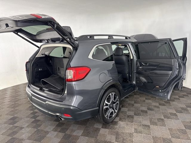Used 2024 Subaru Ascent Limited w/ Technology Package image 11