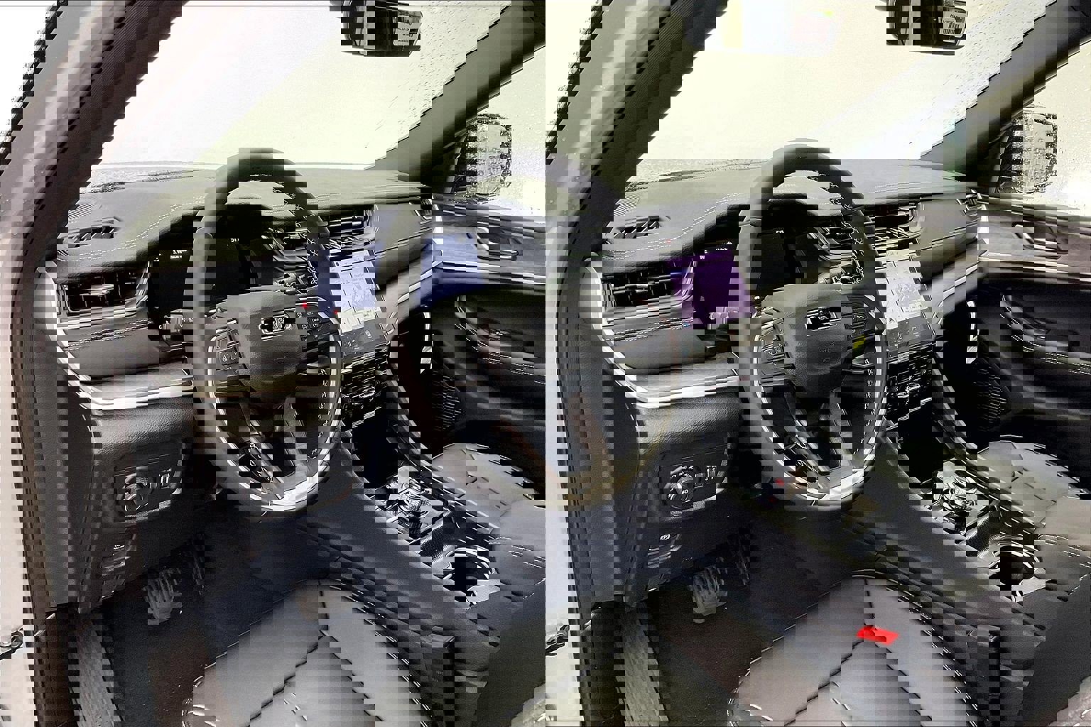 New 2025 Jeep Grand Cherokee L Limited image 4