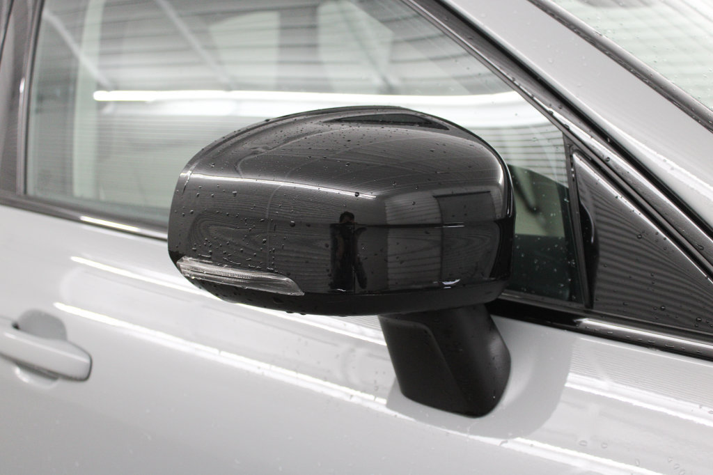 Used 2024 Volvo XC60 B5 Core w/ Protection Package Premier AWD/4WD image 12