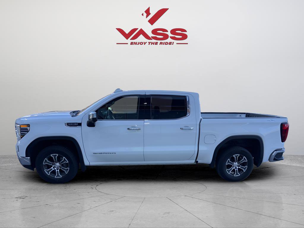Used 2025 GMC Sierra 1500 SLT AWD/4WD image 2