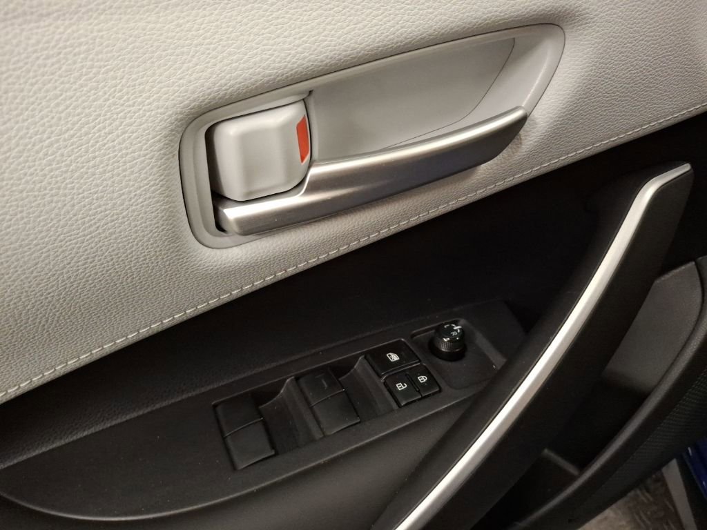 Used 2020 Toyota Corolla SE image 14