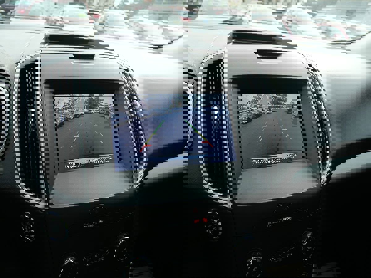 Used 2020 Ford Edge SEL w/ Convenience Package image 12