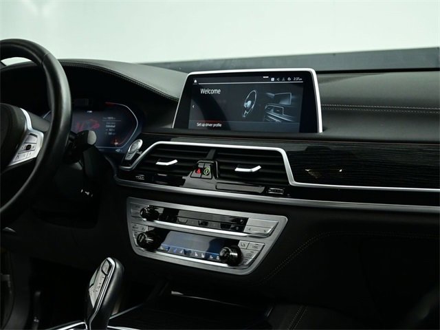 Used 2022 BMW 740i xDrive 740i xDrive w/ M Sport Package image 36