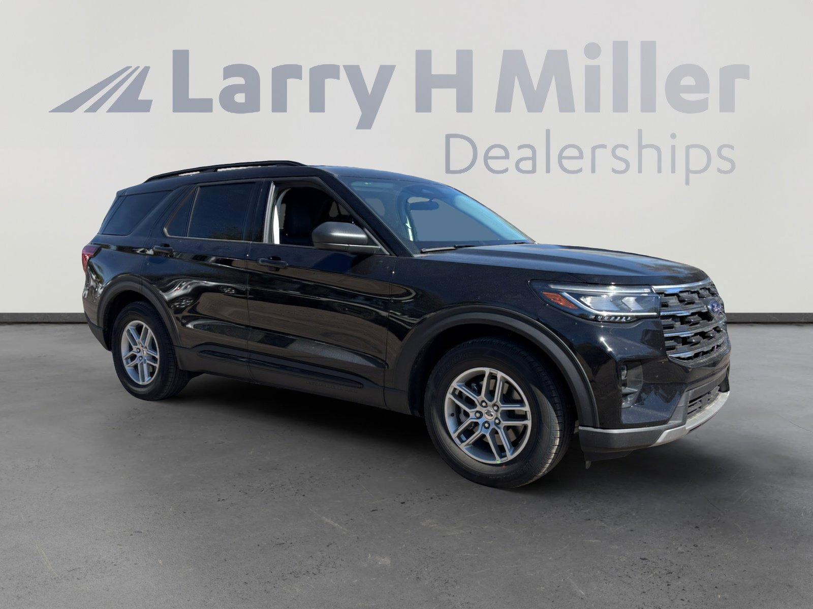 Used 2026 Ford Explorer Active w/ Active Comfort Package image 6