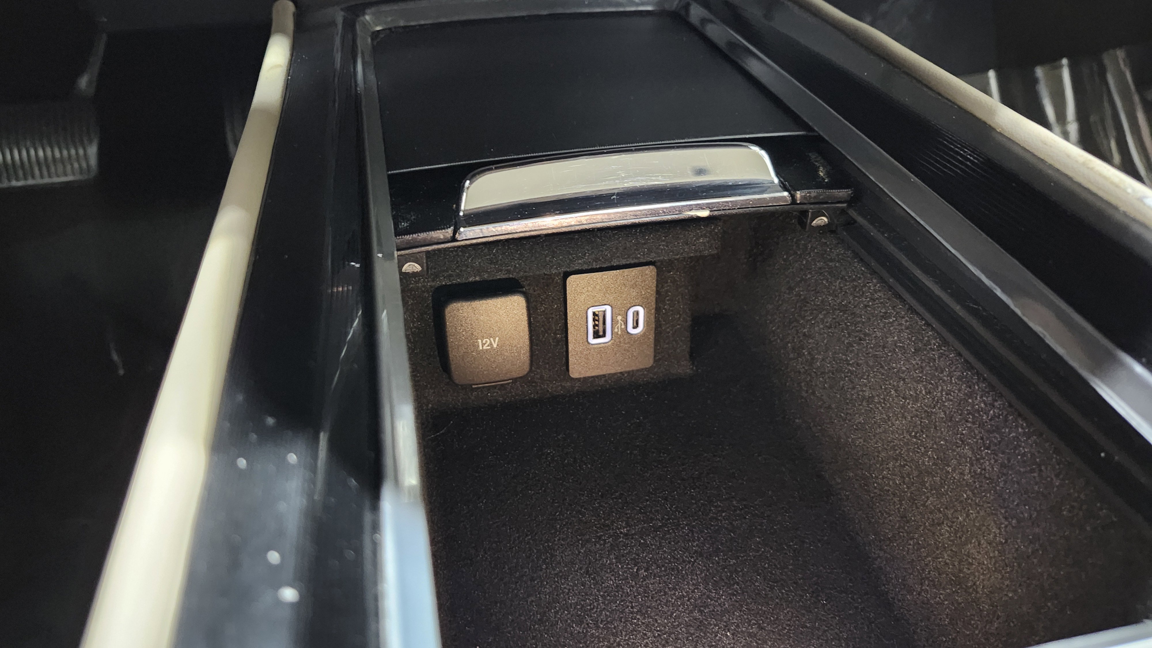 Used 2020 Lincoln Corsair FWD image 10