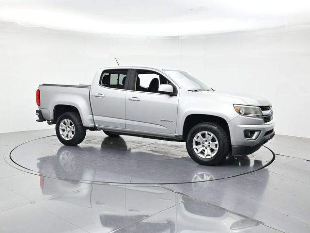 Used 2017 Chevrolet Colorado LT w/ LT Convenience Package RWD image 3