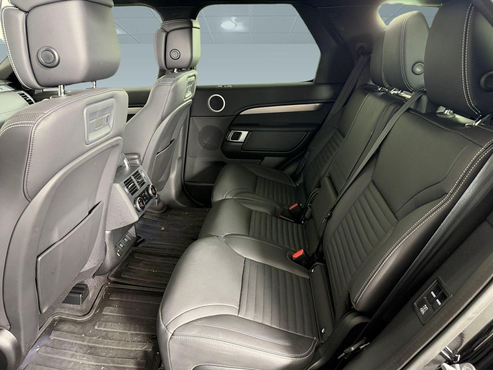 Used 2026 Land Rover Discovery Limited Edition AWD/4WD image 21