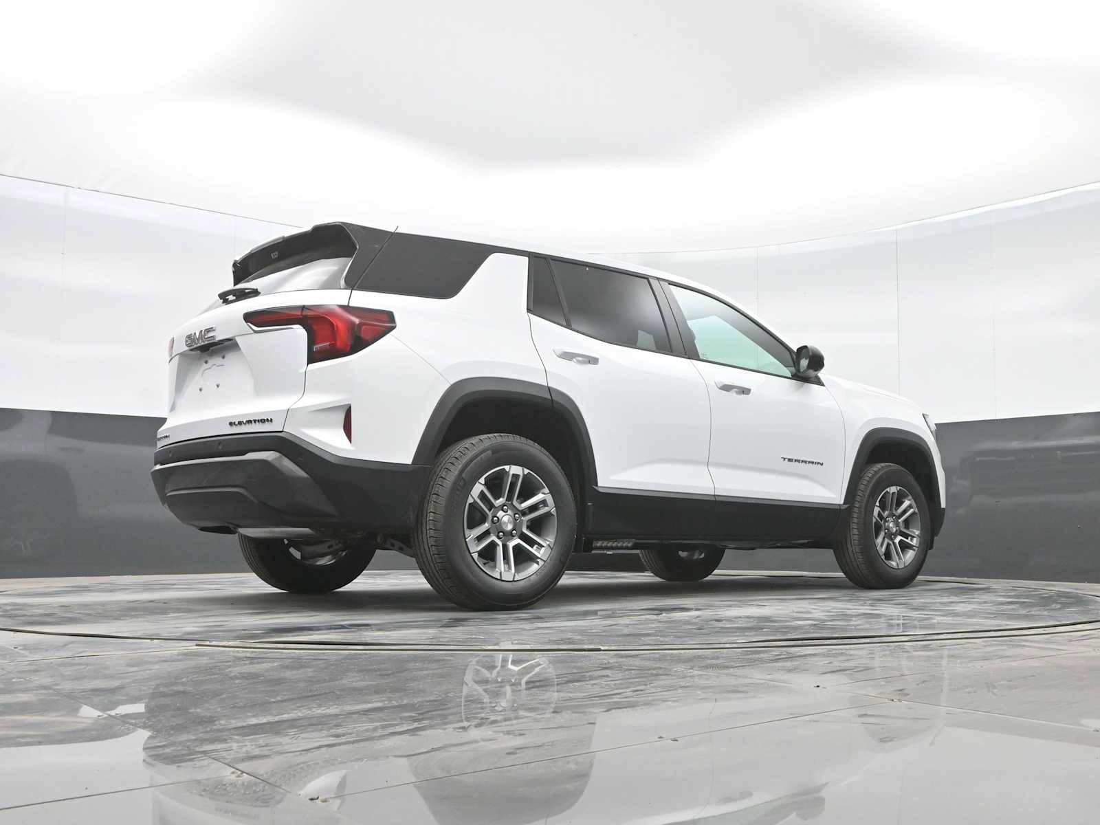 New 2026 GMC Terrain Elevation image 26