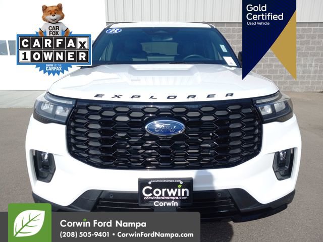 Used 2025 Ford Explorer ST-Line w/ Premium Package image 10