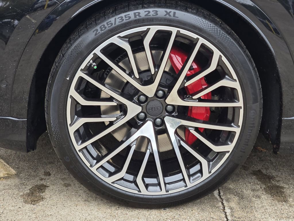 New 2026 Audi SQ8 Prestige image 13