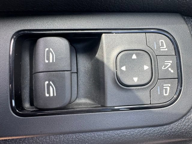 Used 2023 Mercedes-Benz Sprinter 2500 w/ Acoustic Package image 8