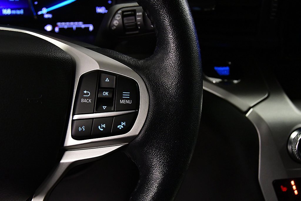 Used 2022 Ford Explorer XLT image 21