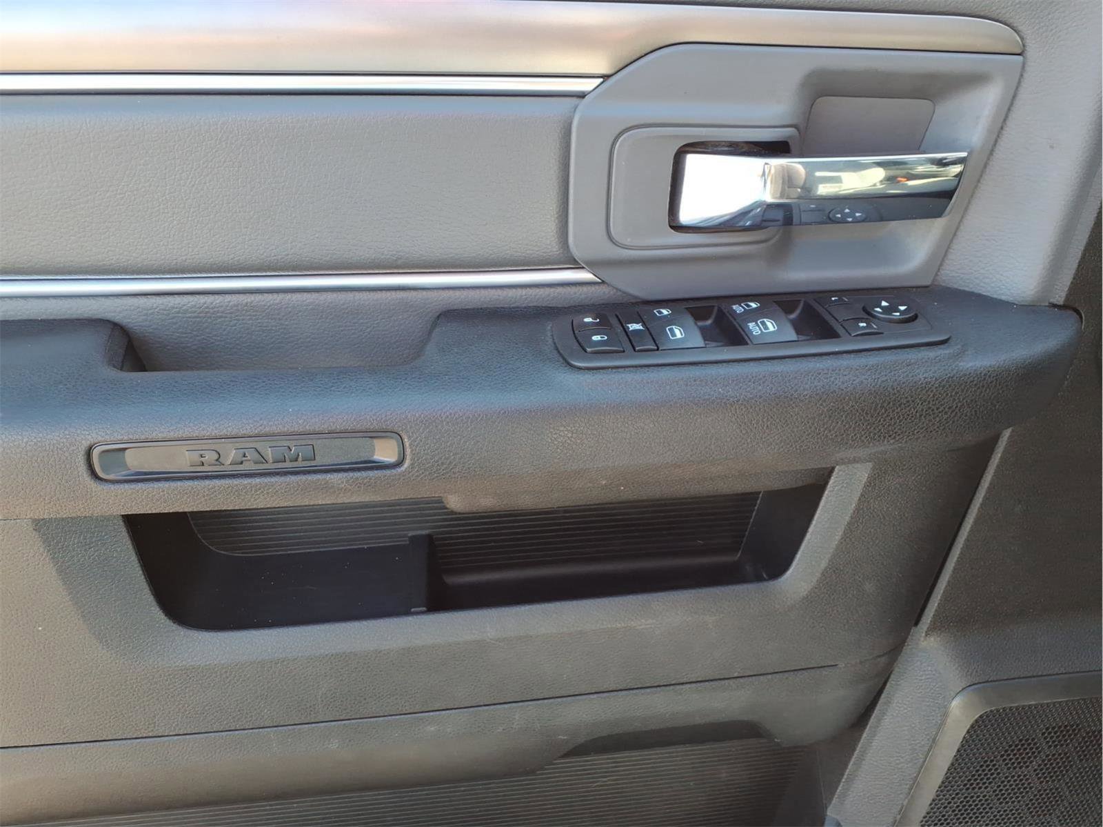 Used 2023 RAM 1500 Classic SLT w/ Electronics Group AWD/4WD image 13