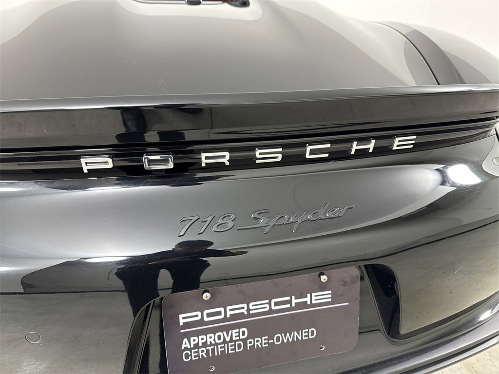 Certified 2021 Porsche 718 Boxster Spyder image 19