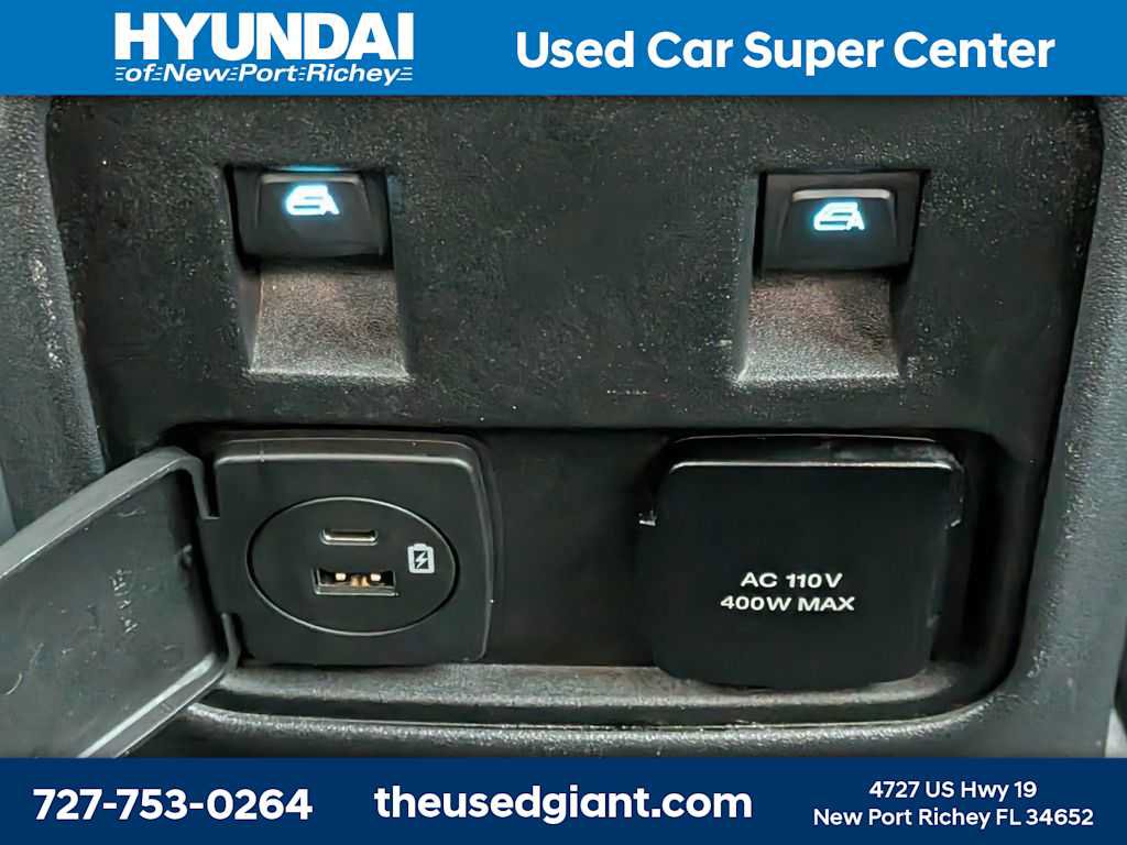 Used 2022 Ford Bronco Outer Banks AWD/4WD image 16