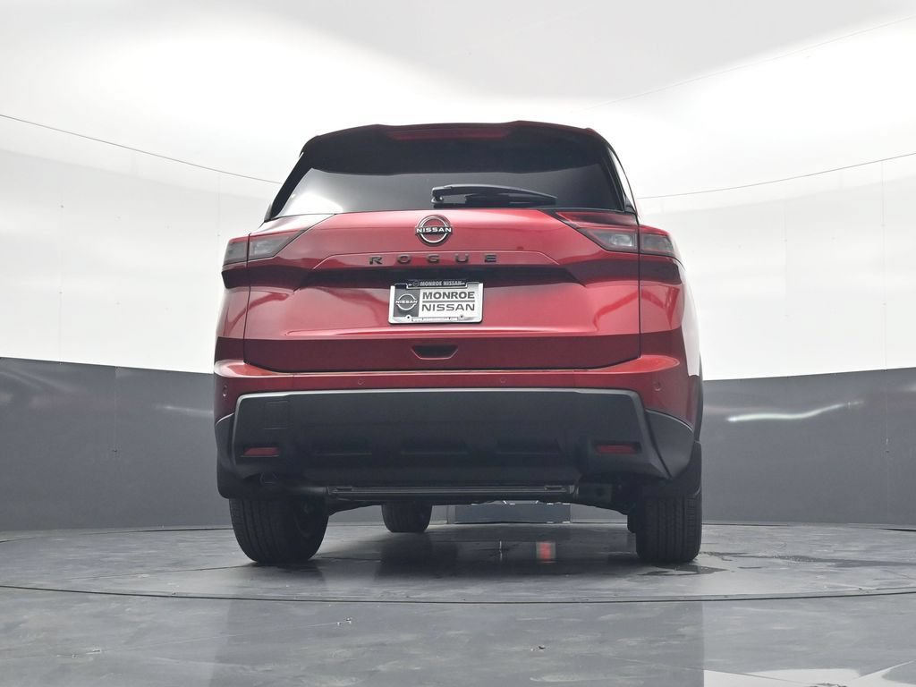 Certified 2026 Nissan Rogue Dark Armor FWD image 24